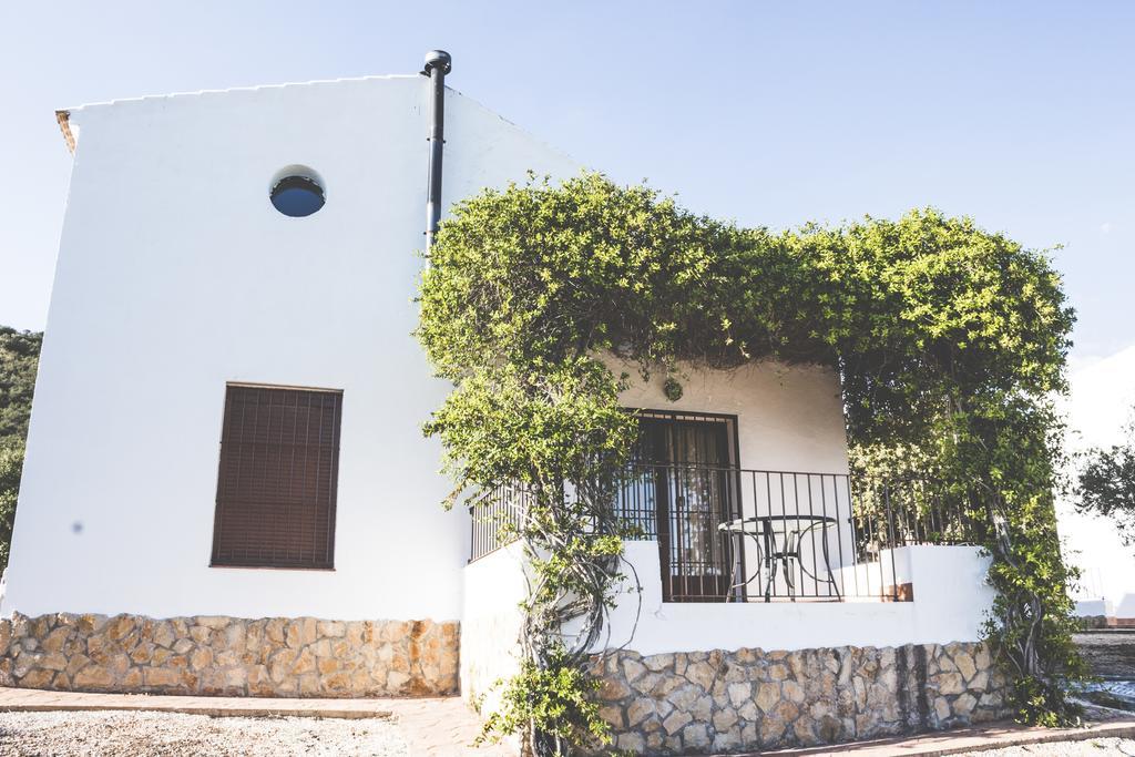 Casas Rurales Cortijo La Canada Estepa Exterior photo